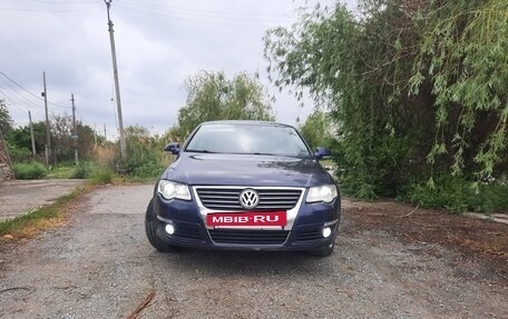 Volkswagen Passat B6, 2006 год, 780 000 рублей, 2 фотография