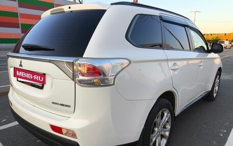 Mitsubishi Outlander III рестайлинг 3, 2012 год, 1 050 000 рублей, 6 фотография