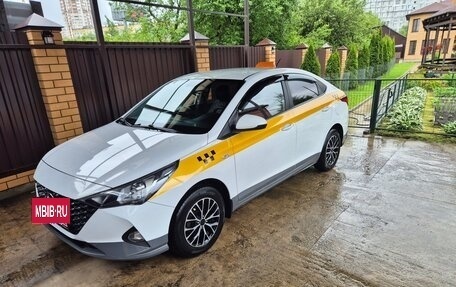 Hyundai Solaris II рестайлинг, 2021 год, 1 530 000 рублей, 2 фотография
