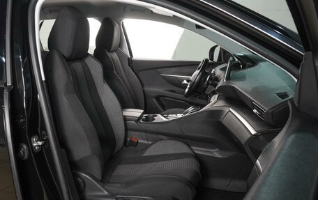 Peugeot 3008 II, 2019 год, 1 799 000 рублей, 8 фотография