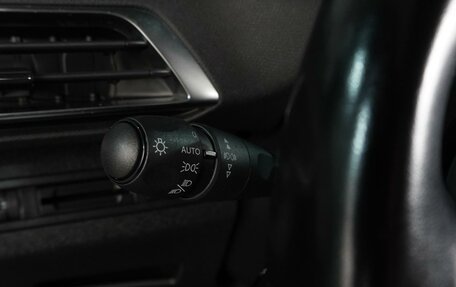 Peugeot 3008 II, 2019 год, 1 799 000 рублей, 18 фотография