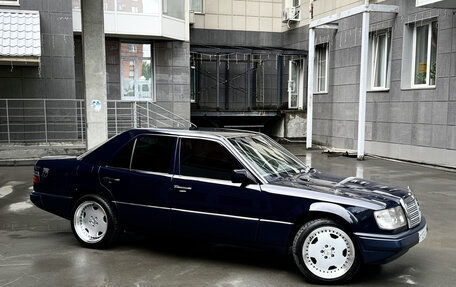 Mercedes-Benz W124, 1989 год, 555 000 рублей, 11 фотография
