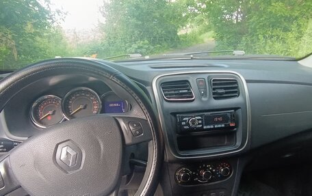 Renault Sandero II рестайлинг, 2015 год, 790 000 рублей, 5 фотография