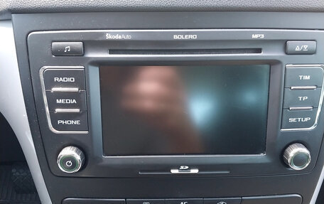Skoda Yeti I рестайлинг, 2013 год, 690 000 рублей, 15 фотография