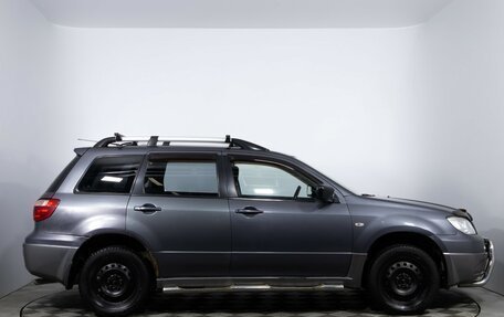 Mitsubishi Outlander III рестайлинг 3, 2006 год, 560 000 рублей, 4 фотография