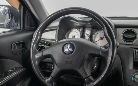 Mitsubishi Outlander III рестайлинг 3, 2006 год, 560 000 рублей, 15 фотография