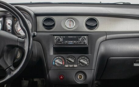 Mitsubishi Outlander III рестайлинг 3, 2006 год, 560 000 рублей, 14 фотография