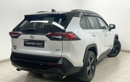 Toyota RAV4, 2021 год, 3 595 000 рублей, 4 фотография