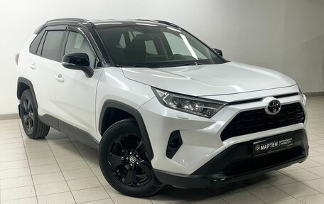 Toyota RAV4, 2021 год, 3 595 000 рублей, 3 фотография