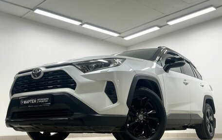 Toyota RAV4, 2021 год, 3 595 000 рублей, 7 фотография