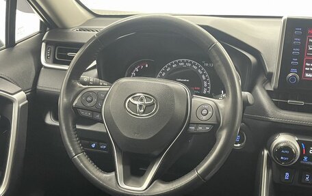 Toyota RAV4, 2021 год, 3 595 000 рублей, 20 фотография