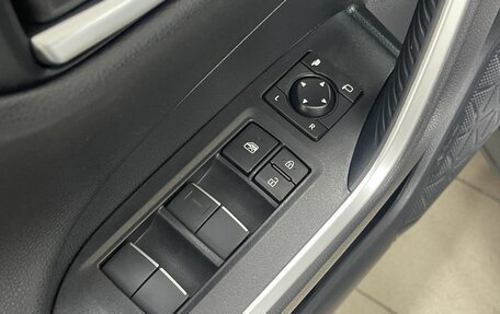 Toyota RAV4, 2021 год, 3 595 000 рублей, 17 фотография