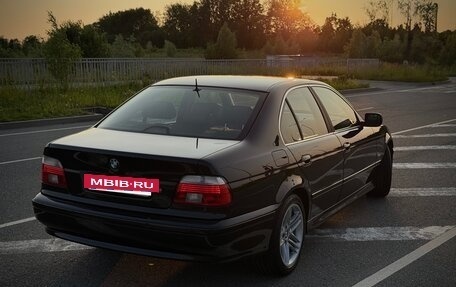 BMW 5 серия, 2002 год, 1 500 000 рублей, 3 фотография