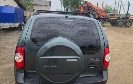 Chevrolet Niva I рестайлинг, 2014 год, 800 000 рублей, 4 фотография
