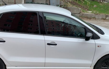 Volkswagen Polo VI (EU Market), 2015 год, 750 000 рублей, 3 фотография