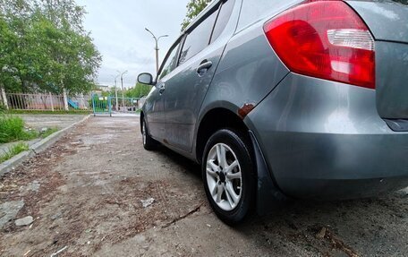Skoda Fabia II, 2012 год, 400 000 рублей, 3 фотография