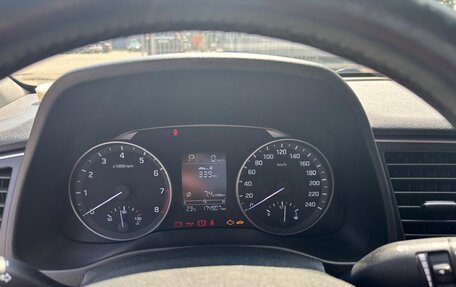 Hyundai Elantra VI рестайлинг, 2018 год, 1 900 000 рублей, 12 фотография