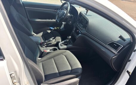 Hyundai Elantra VI рестайлинг, 2018 год, 1 900 000 рублей, 3 фотография