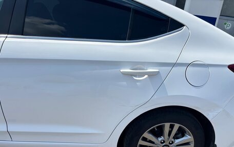 Hyundai Elantra VI рестайлинг, 2018 год, 1 900 000 рублей, 15 фотография