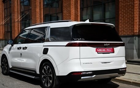 KIA Carnival, 2022 год, 3 700 000 рублей, 5 фотография