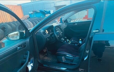 Volkswagen Jetta VI, 2014 год, 1 050 000 рублей, 6 фотография