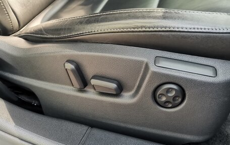 Skoda Superb III рестайлинг, 2012 год, 1 300 000 рублей, 29 фотография