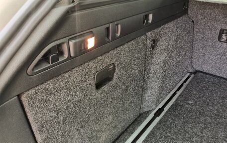 Skoda Superb III рестайлинг, 2012 год, 1 300 000 рублей, 39 фотография