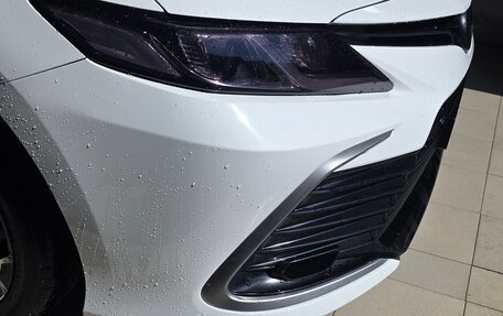 Toyota Camry, 2021 год, 2 800 000 рублей, 10 фотография