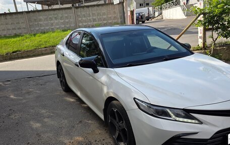 Toyota Camry, 2021 год, 2 800 000 рублей, 5 фотография