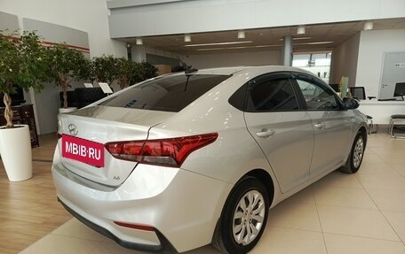 Hyundai Solaris II рестайлинг, 2018 год, 847 846 рублей, 5 фотография