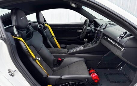 Porsche 718 Spyder, 2022 год, 15 040 000 рублей, 13 фотография