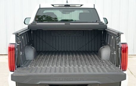 Toyota Tundra, 2025 год, 9 290 000 рублей, 17 фотография