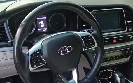 Hyundai Sonata VII, 2018 год, 1 900 000 рублей, 10 фотография