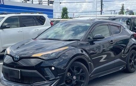 Toyota C-HR I рестайлинг, 2021 год, 1 592 000 рублей, 1 фотография