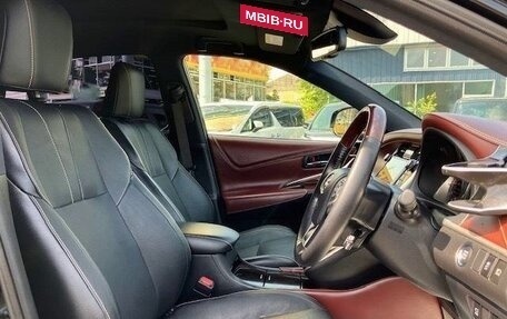 Toyota Harrier, 2017 год, 1 843 000 рублей, 8 фотография