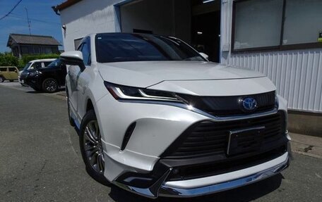 Toyota Harrier, 2022 год, 2 643 000 рублей, 3 фотография