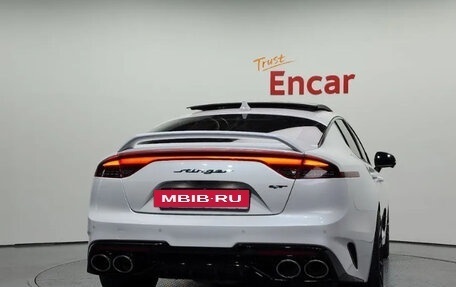 KIA Stinger I, 2021 год, 2 300 000 рублей, 4 фотография