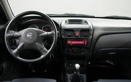 Nissan Almera, 2005 год, 370 000 рублей, 14 фотография