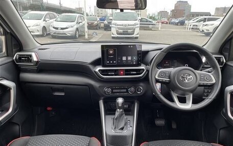 Toyota Raize I, 2021 год, 1 174 000 рублей, 7 фотография