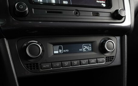 Volkswagen Polo VI (EU Market), 2018 год, 1 199 000 рублей, 16 фотография