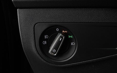 Volkswagen Tiguan II, 2017 год, 2 100 000 рублей, 12 фотография