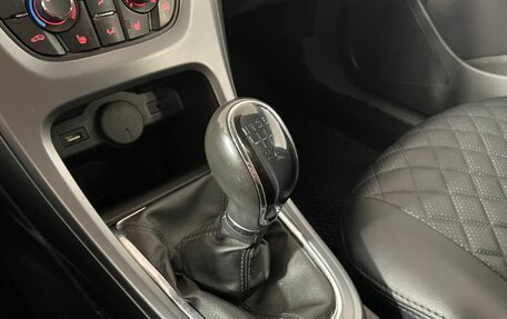 Opel Astra J, 2013 год, 800 000 рублей, 13 фотография