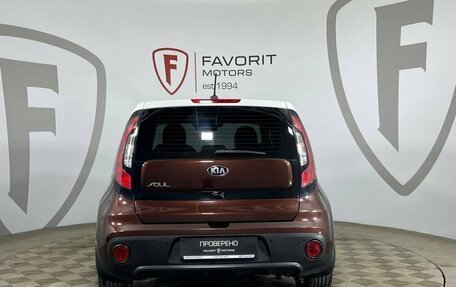 KIA Soul II рестайлинг, 2017 год, 1 495 000 рублей, 3 фотография
