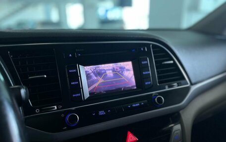 Hyundai Elantra VI рестайлинг, 2018 год, 1 749 900 рублей, 10 фотография