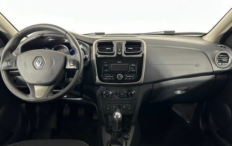 Renault Logan II, 2017 год, 770 000 рублей, 7 фотография
