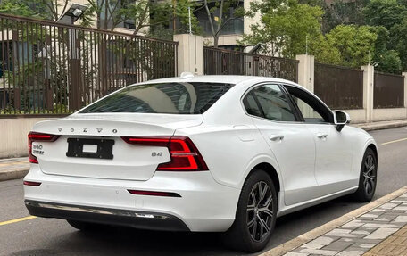 Volvo S60 III, 2022 год, 2 215 131 рублей, 5 фотография