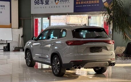 Chery Tiggo 8 Pro, 2022 год, 1 950 000 рублей, 5 фотография