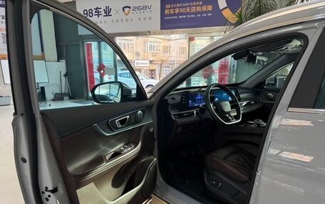 Chery Tiggo 8 Pro, 2022 год, 1 950 000 рублей, 17 фотография