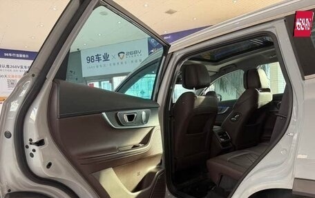 Chery Tiggo 8 Pro, 2022 год, 1 950 000 рублей, 14 фотография