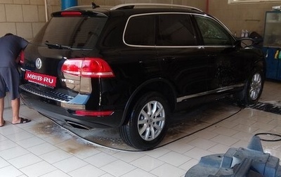 Volkswagen Touareg III, 2011 год, 1 815 000 рублей, 1 фотография